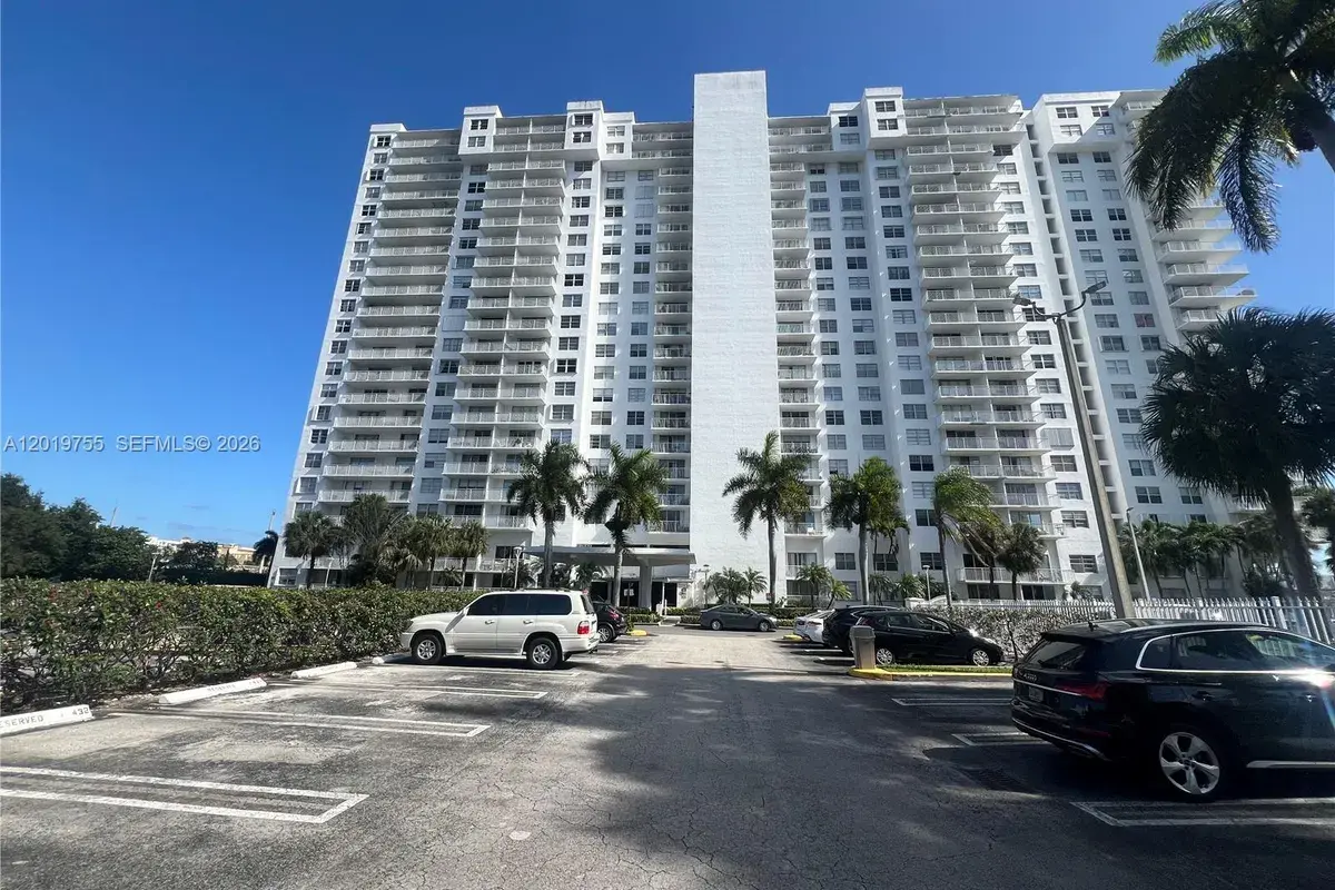 2801 NE 183rd St # 405W, Aventura FL 33160