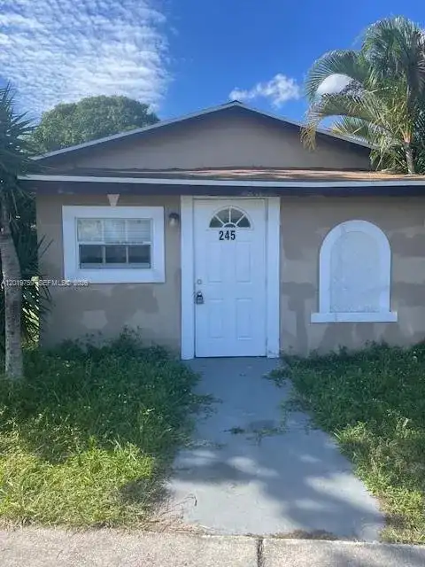 245 NW 6TH AVE, Dania Beach FL 33004