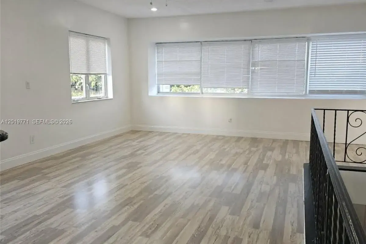 3114 E Sunrise Blvd # 3114, Fort Lauderdale FL 33304