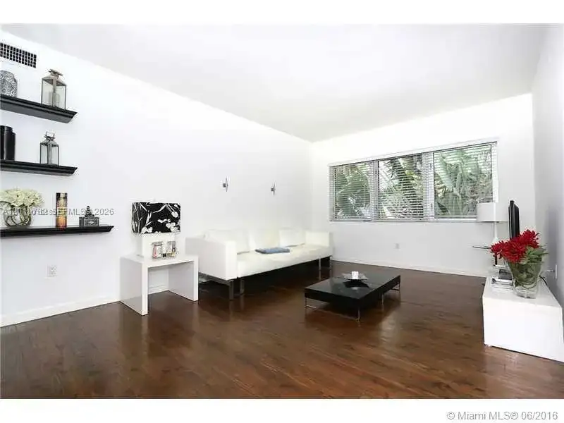 1616 Euclid Ave # 6, Miami Beach FL 33139 photo 2