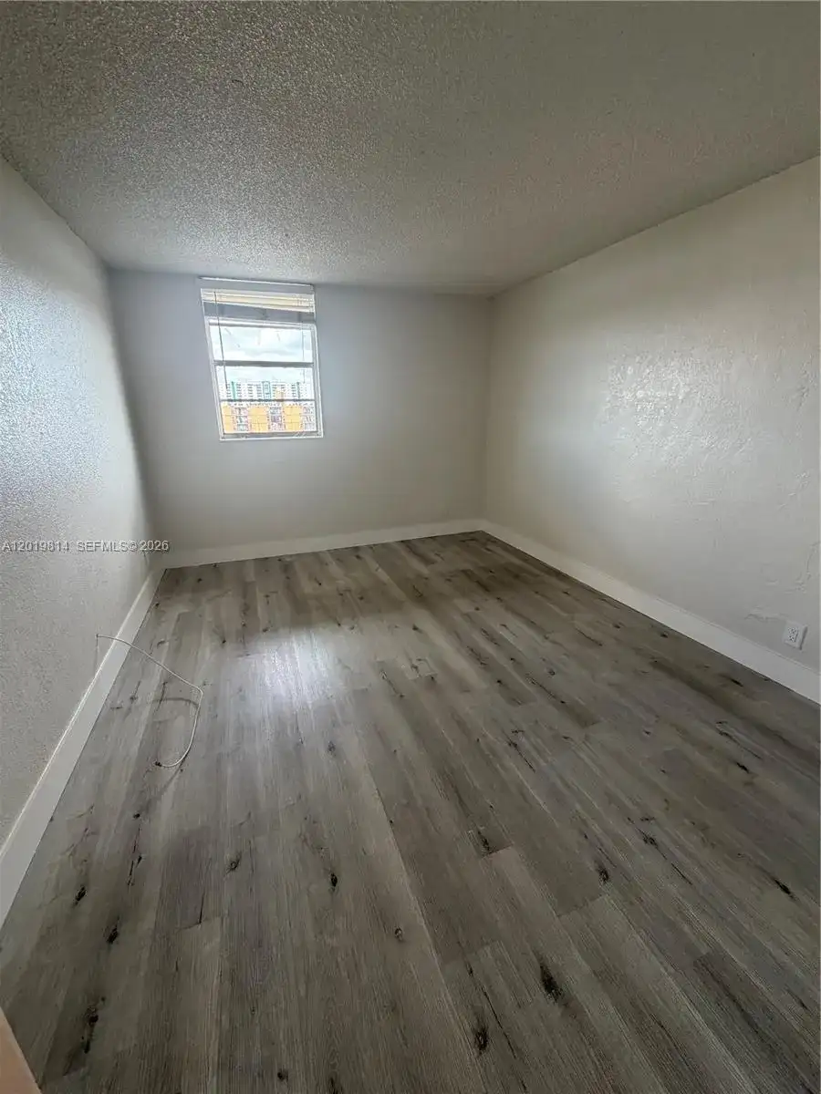 801 NW 47th Ave # 814W, Miami FL 33126 photo 5