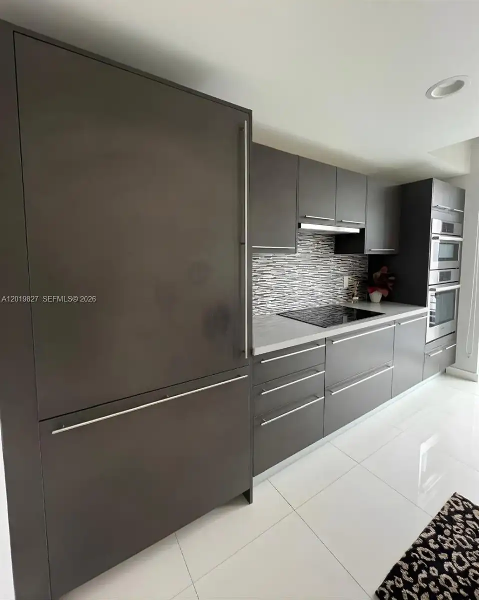 7875 NW 107th Ave # 412, Doral FL 33178