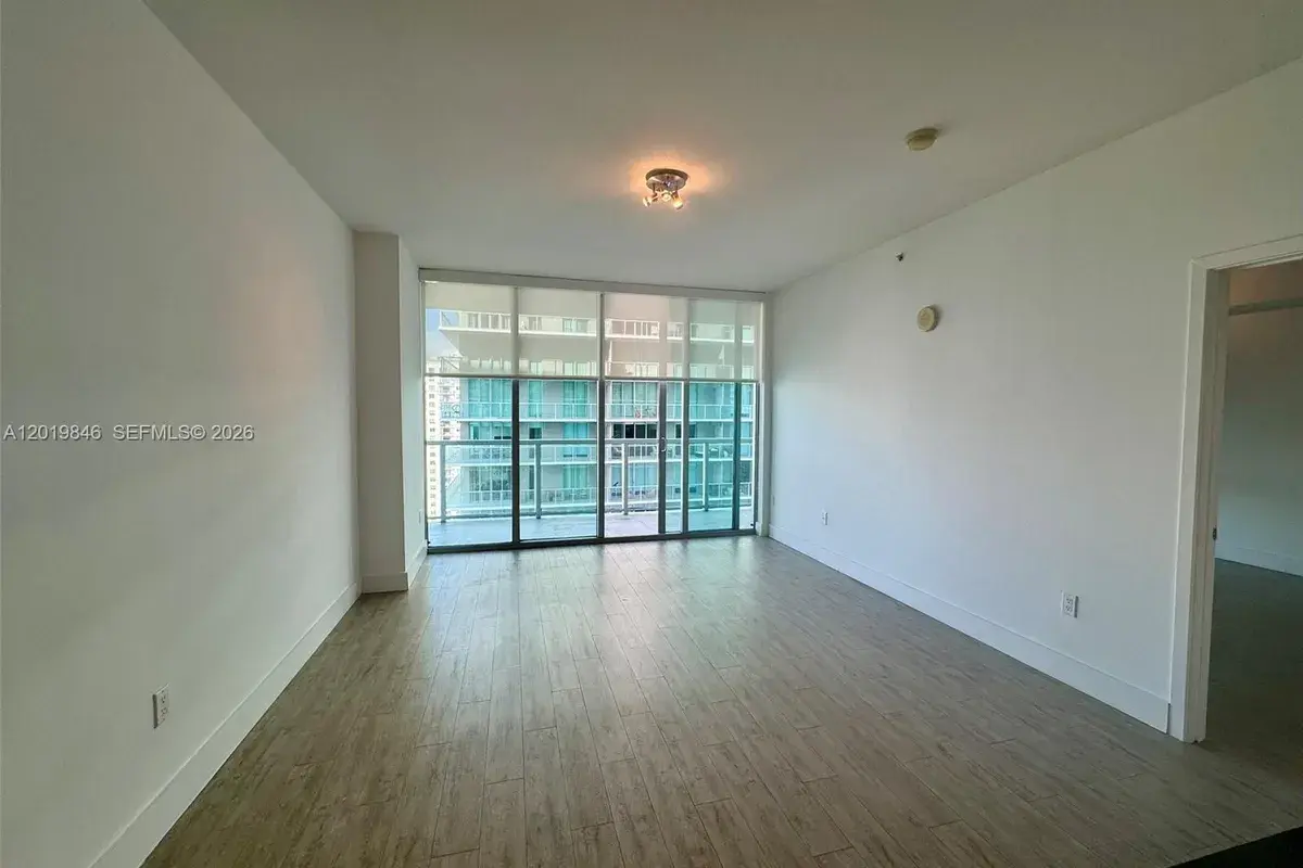 79 SW 12th St, Miami FL 33130