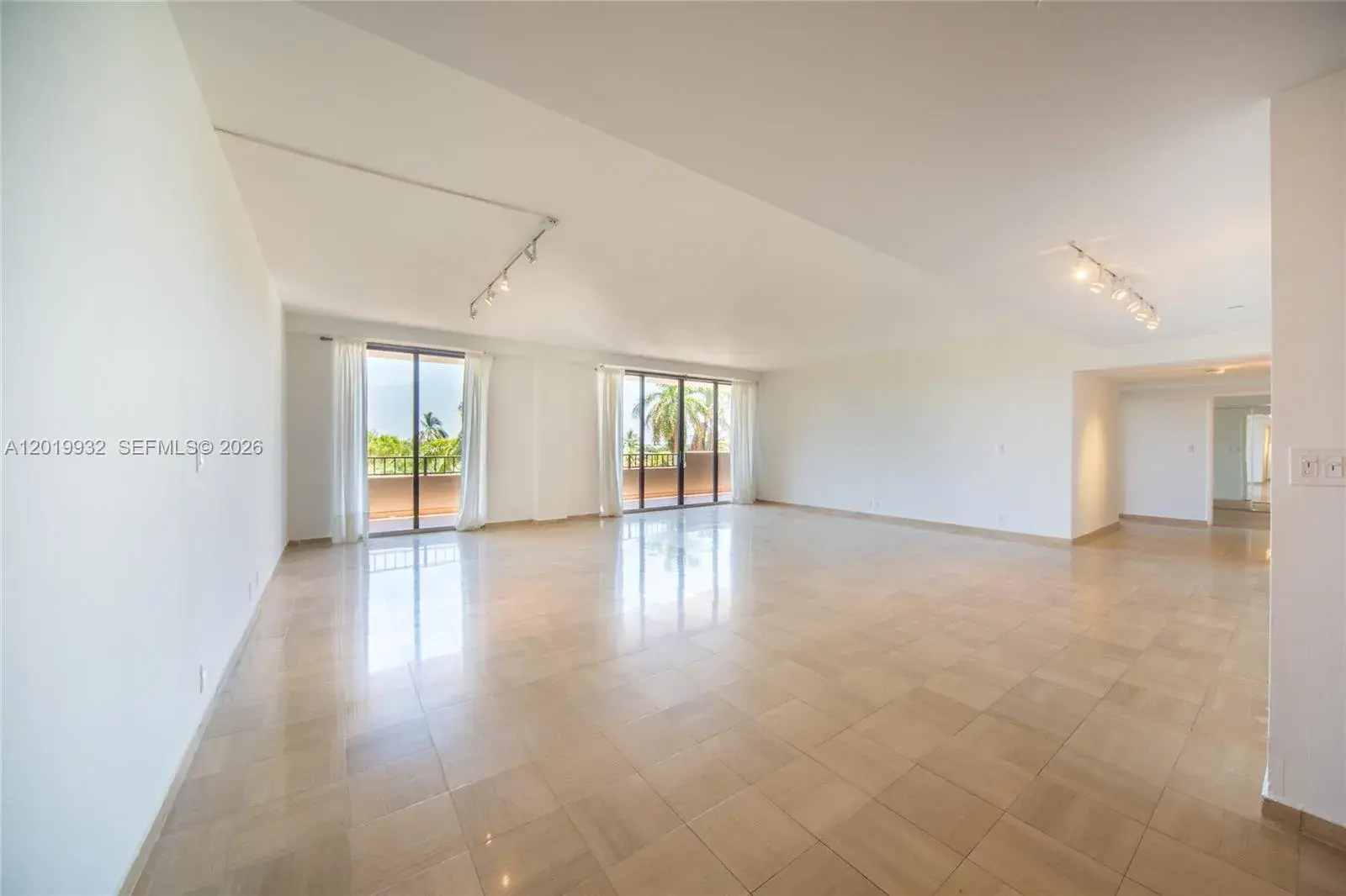 151 Crandon Blvd # 425, Key Biscayne FL 33149