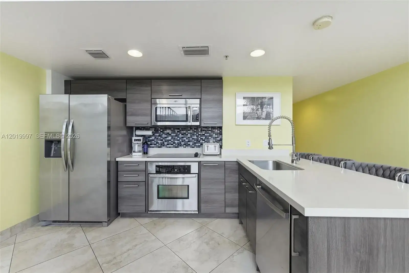421 Meridian Ave # 16, Miami Beach FL 33139 photo 4