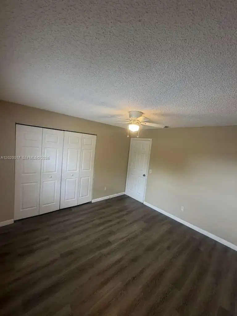 617 Ixoria Ave # 18, Fort Pierce FL 34982 photo 5