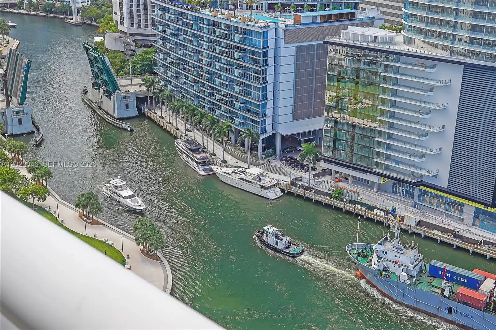 901 Brickell Key Blvd # 3204, Miami FL 33131 photo 5