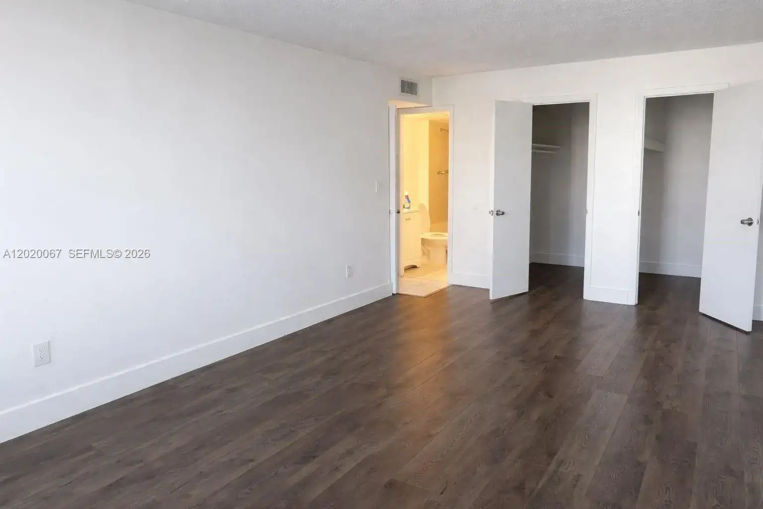 496 NW 165th St Rd # 412, Miami FL 33169 photo 4