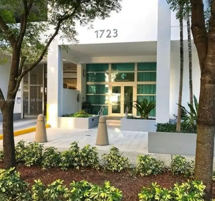 1723 SW 2nd Ave # 704, Miami FL 33129