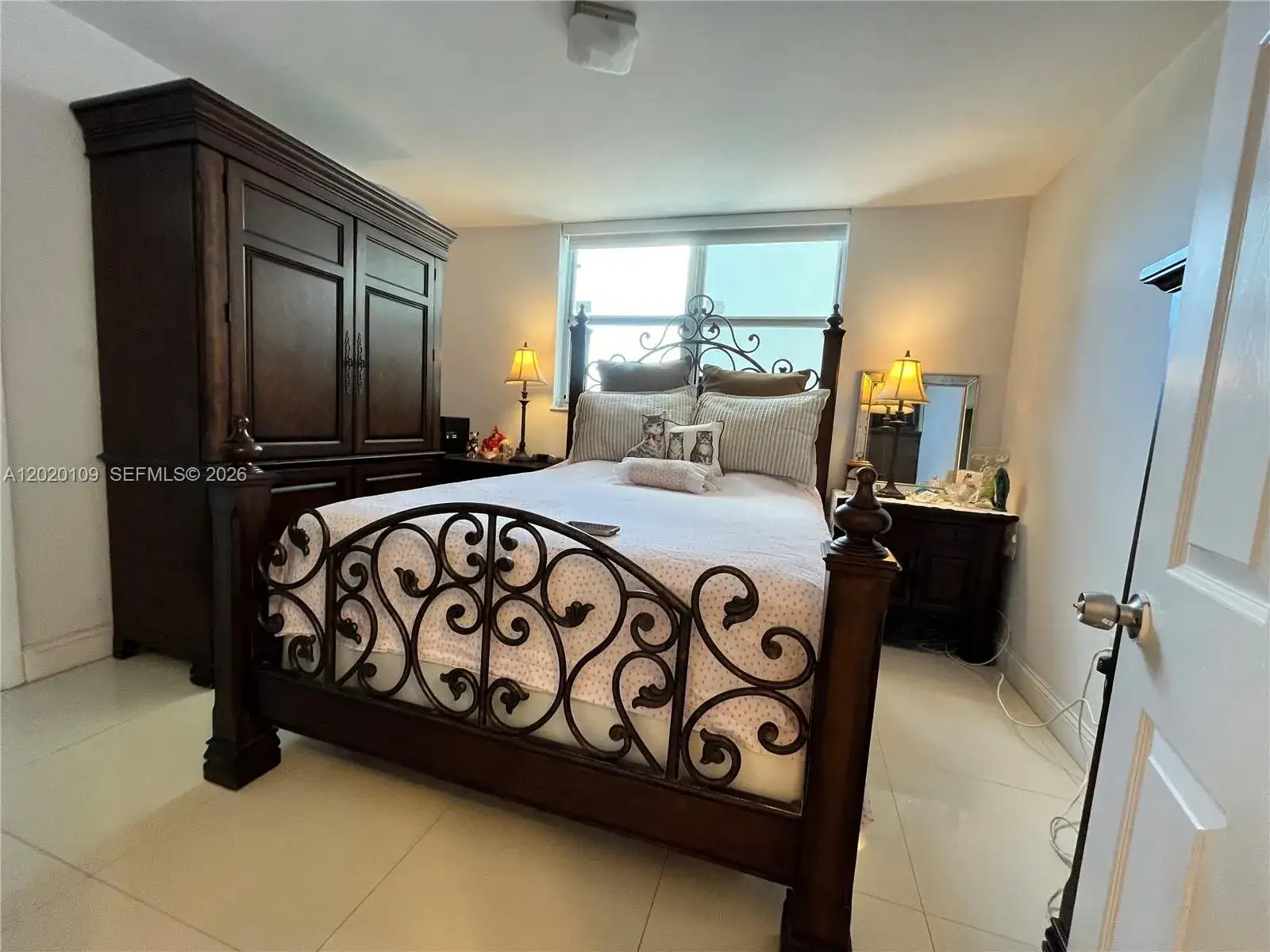 5050 NW 7th St # 312, Miami FL 33126 photo 4