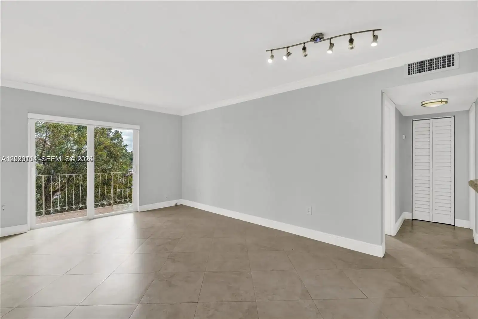 6200 W Flagler St # 301, Miami FL 33144 photo 5