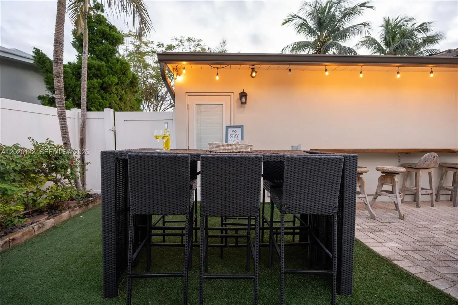 1311 NE 26th Ter, Pompano Beach FL 33062 photo 4