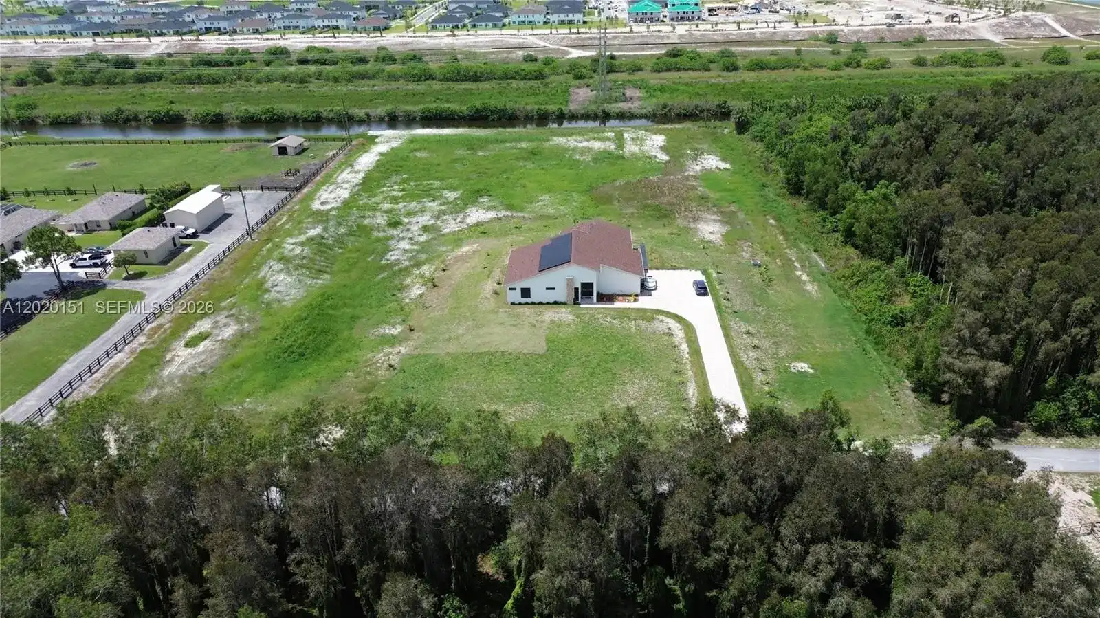 19860 Skyhawk Ln, Loxahatchee FL 33470