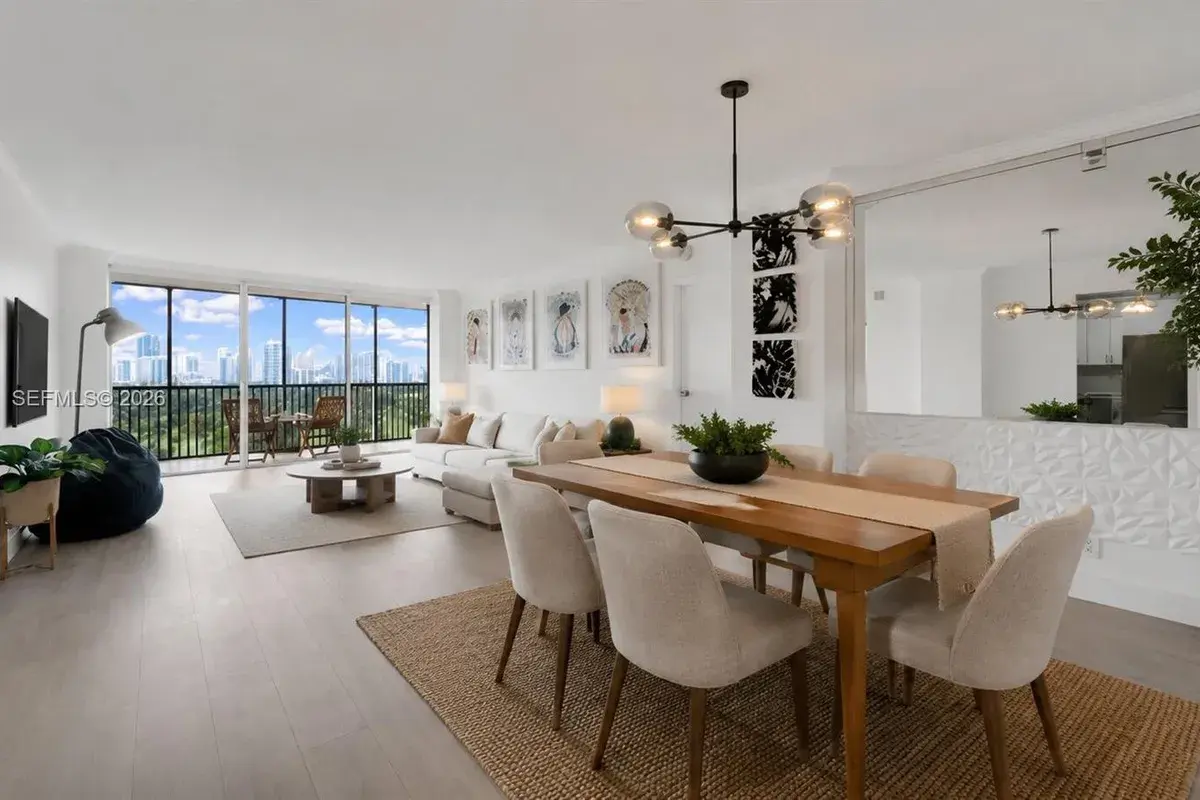 20301 W Country Club Dr # 1126, Aventura FL 33180