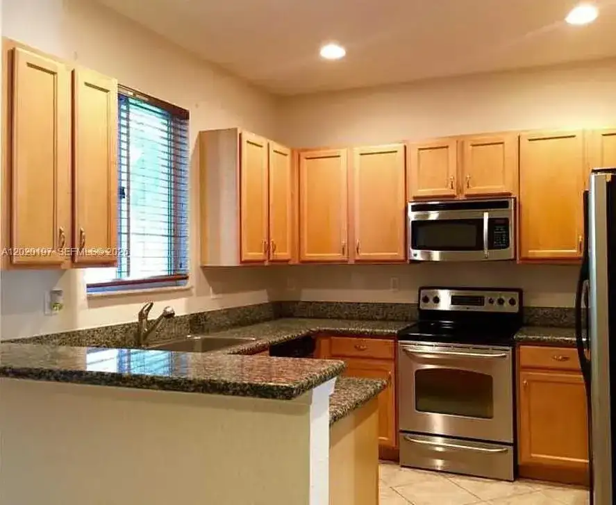 21115 NW 14th Pl # 2, Miami Gardens FL 33169 photo 2