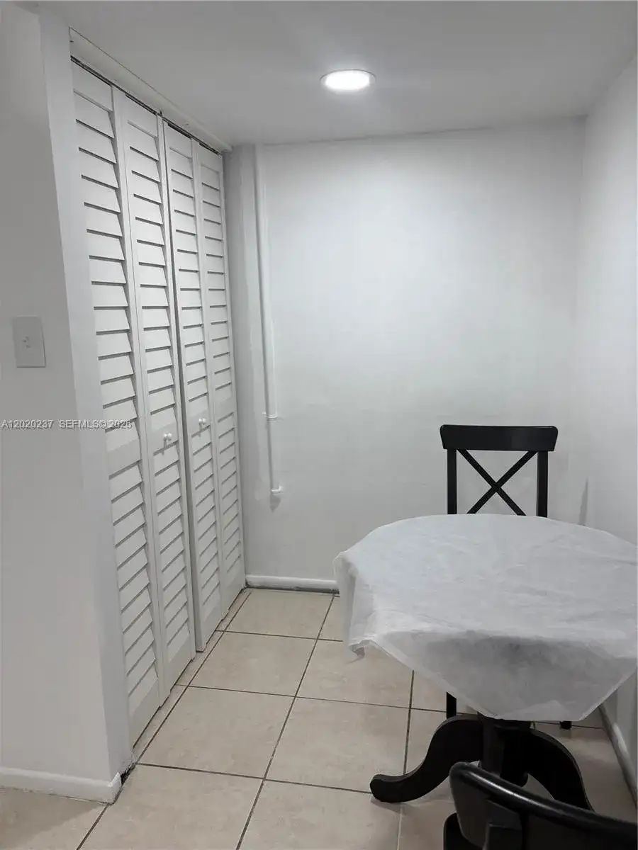 15844 SW 82nd St # b, Miami FL 33193 photo 3