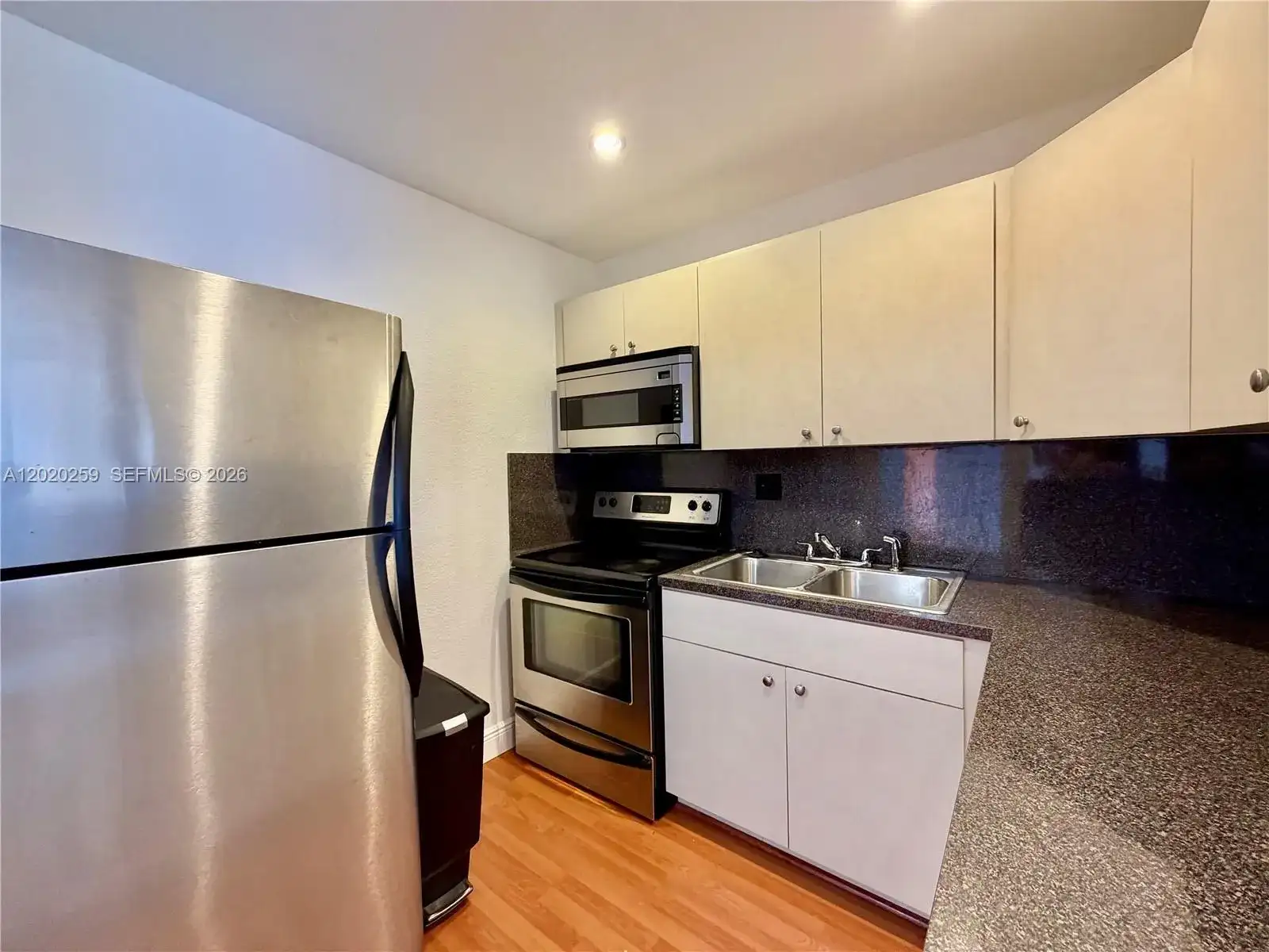 9429 SW 76th St # W38, Miami FL 33173 photo 3