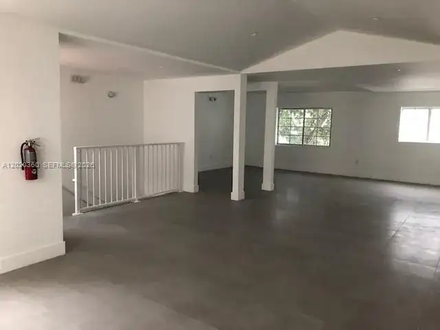 929 Collins Ave # 2A, Miami Beach FL 33139 photo 2