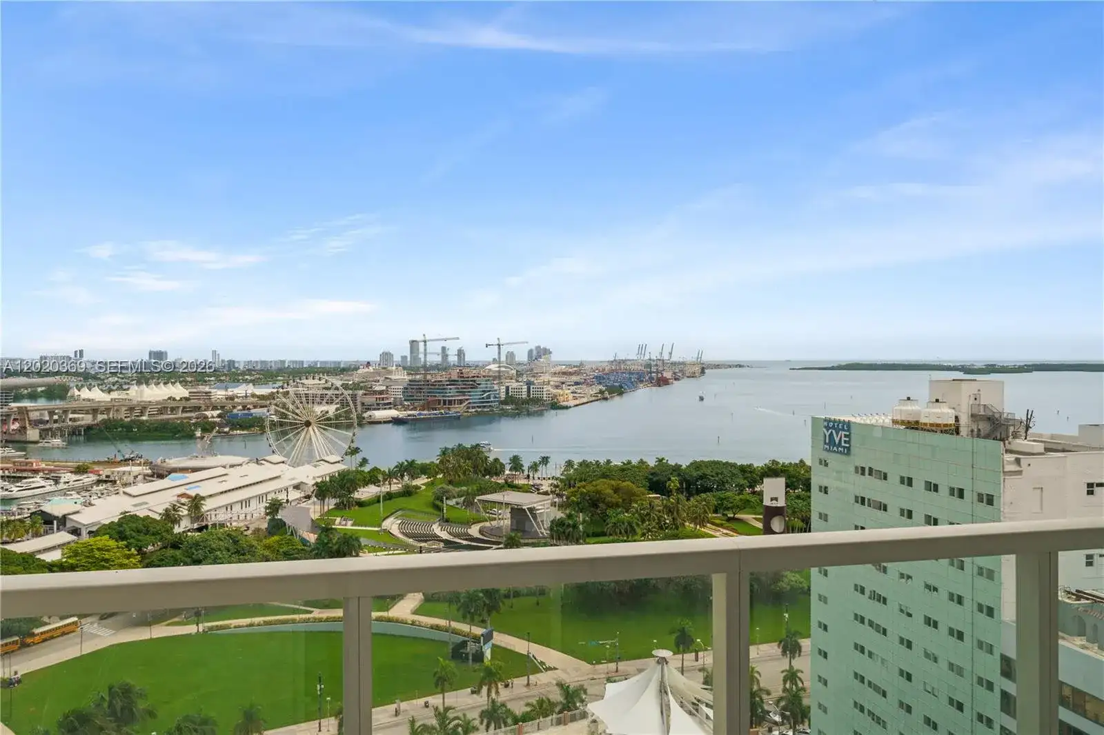 253 NE 2nd St # 2003, Miami FL 33132 photo 2