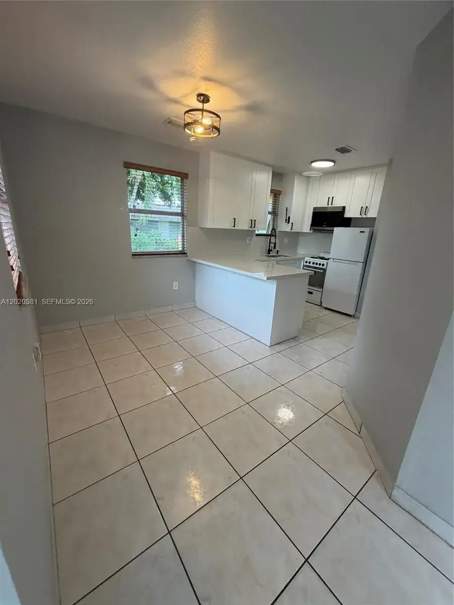 16940 SW 94th Ave # 0, Palmetto Bay FL 33157 photo 3