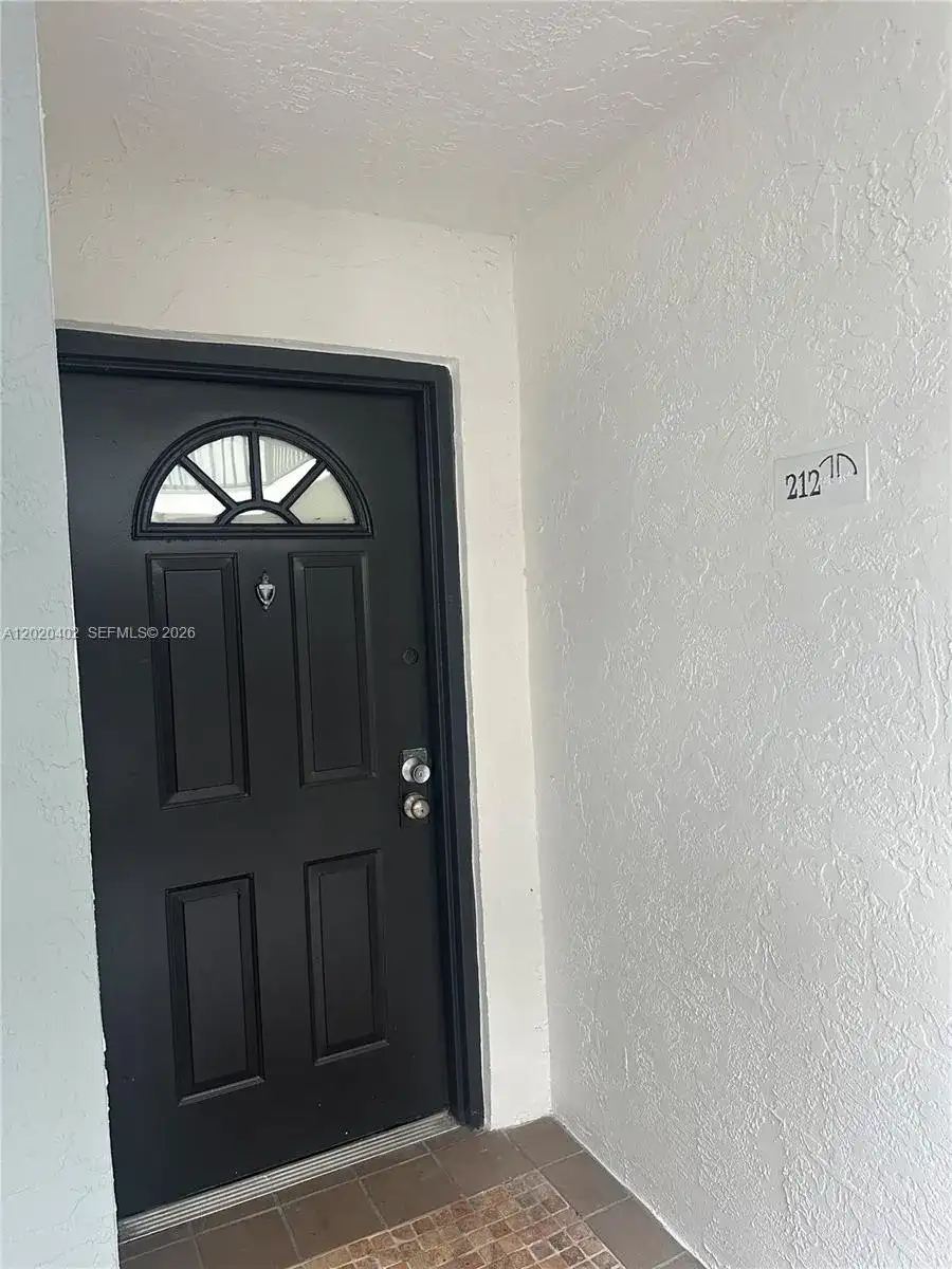6272 NW 186th St # 212, Hialeah FL 33015 photo 4