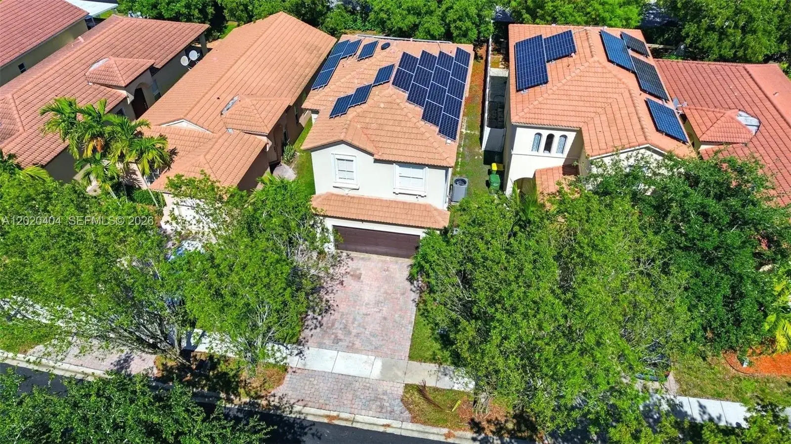 977 NE 37th Pl, Homestead FL 33033 photo 3