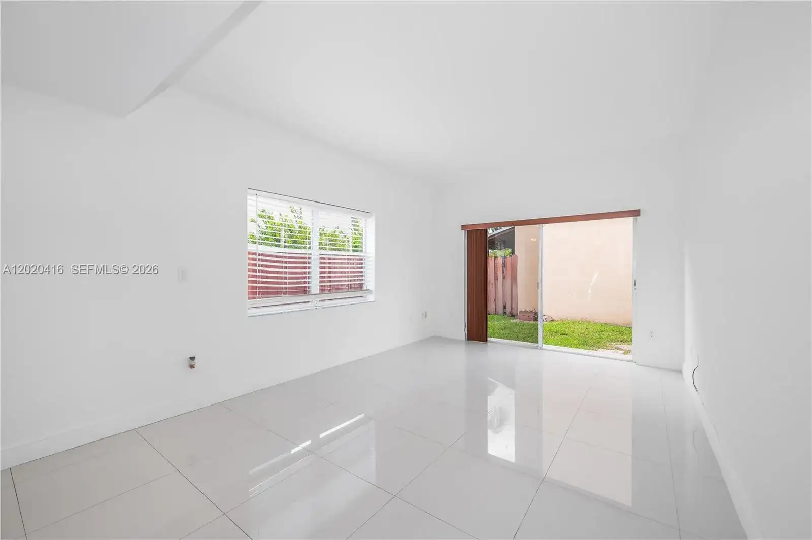 4668 SW 153rd Ct, Miami FL 33185 photo 3