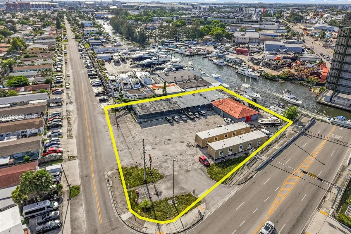3066 NW River Dr, Miami FL 33142