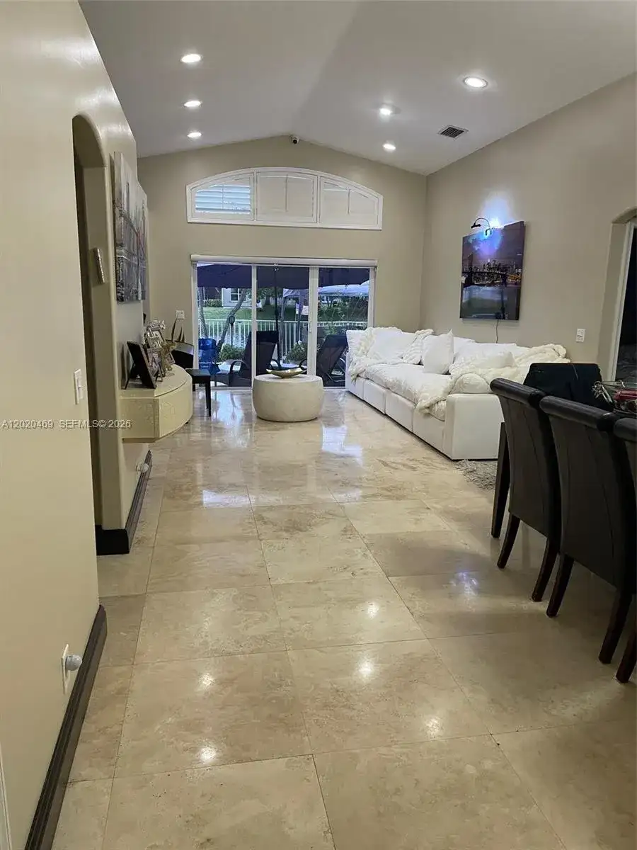 5032 SW 34th Ter, Hollywood FL 33312 photo 3