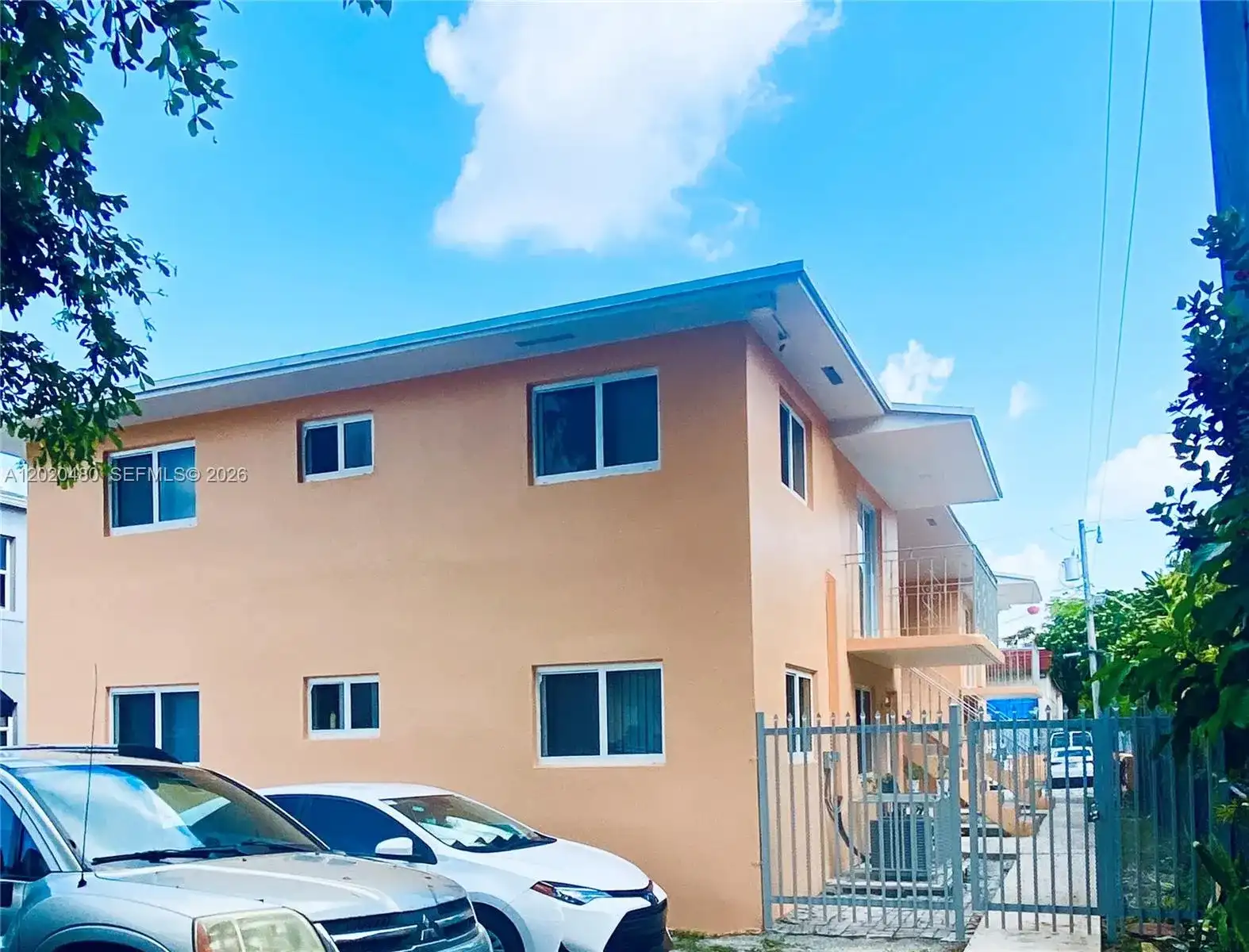 1121 NW 4 ST, Miami FL 33128