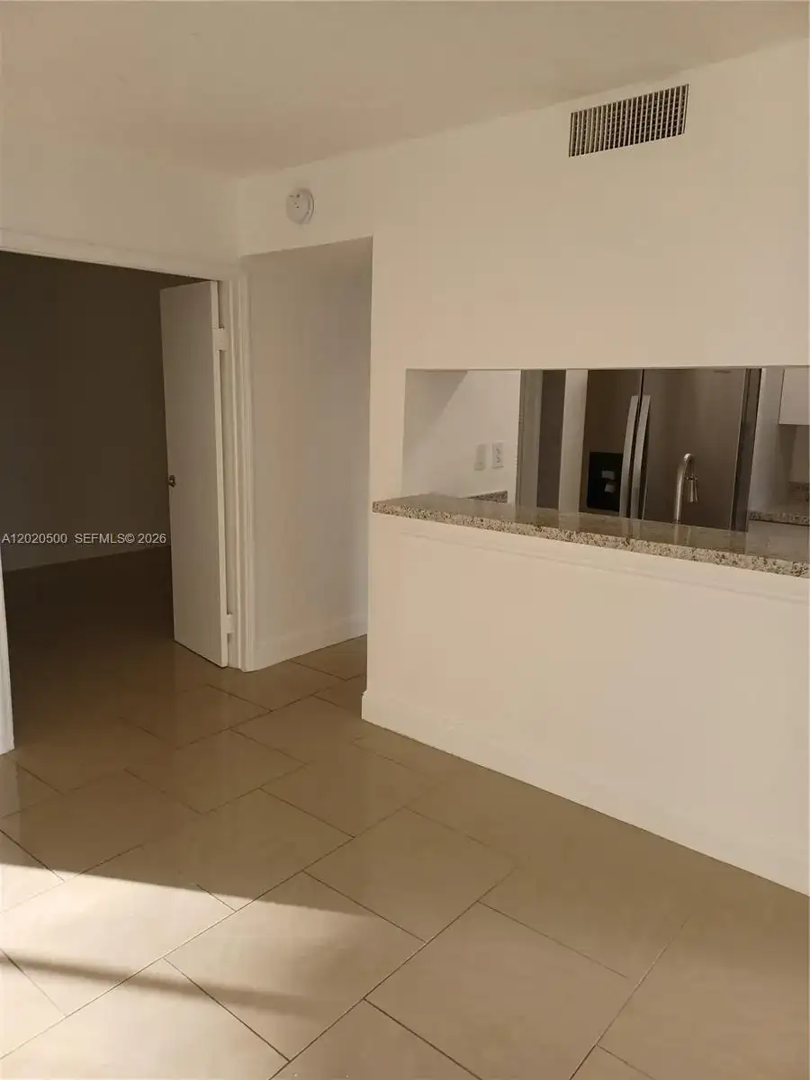 8275 SW 152nd Ave # 416, Miami FL 33193 photo 4