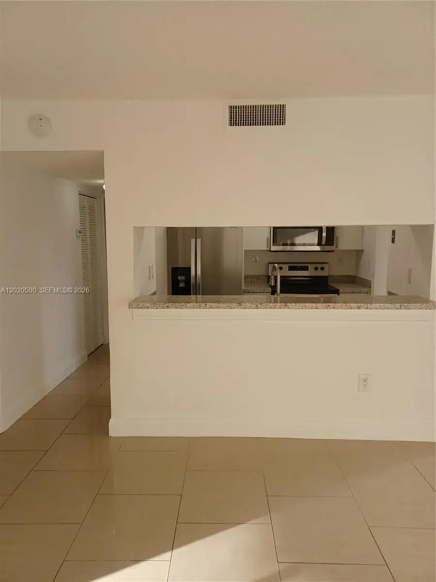 8275 SW 152nd Ave # 416, Miami FL 33193 photo 5