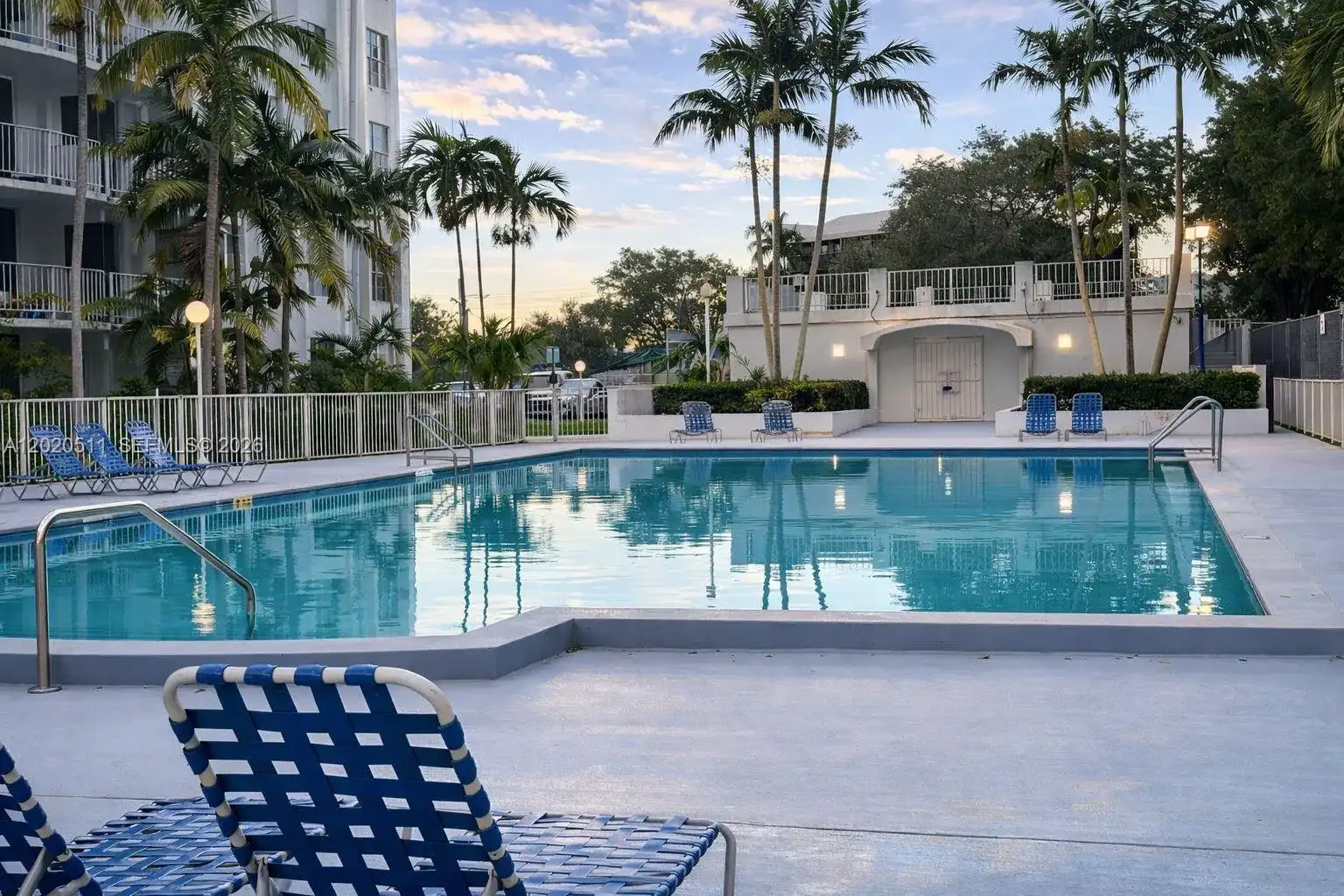 496 NW 165th # 412, Miami FL 33169