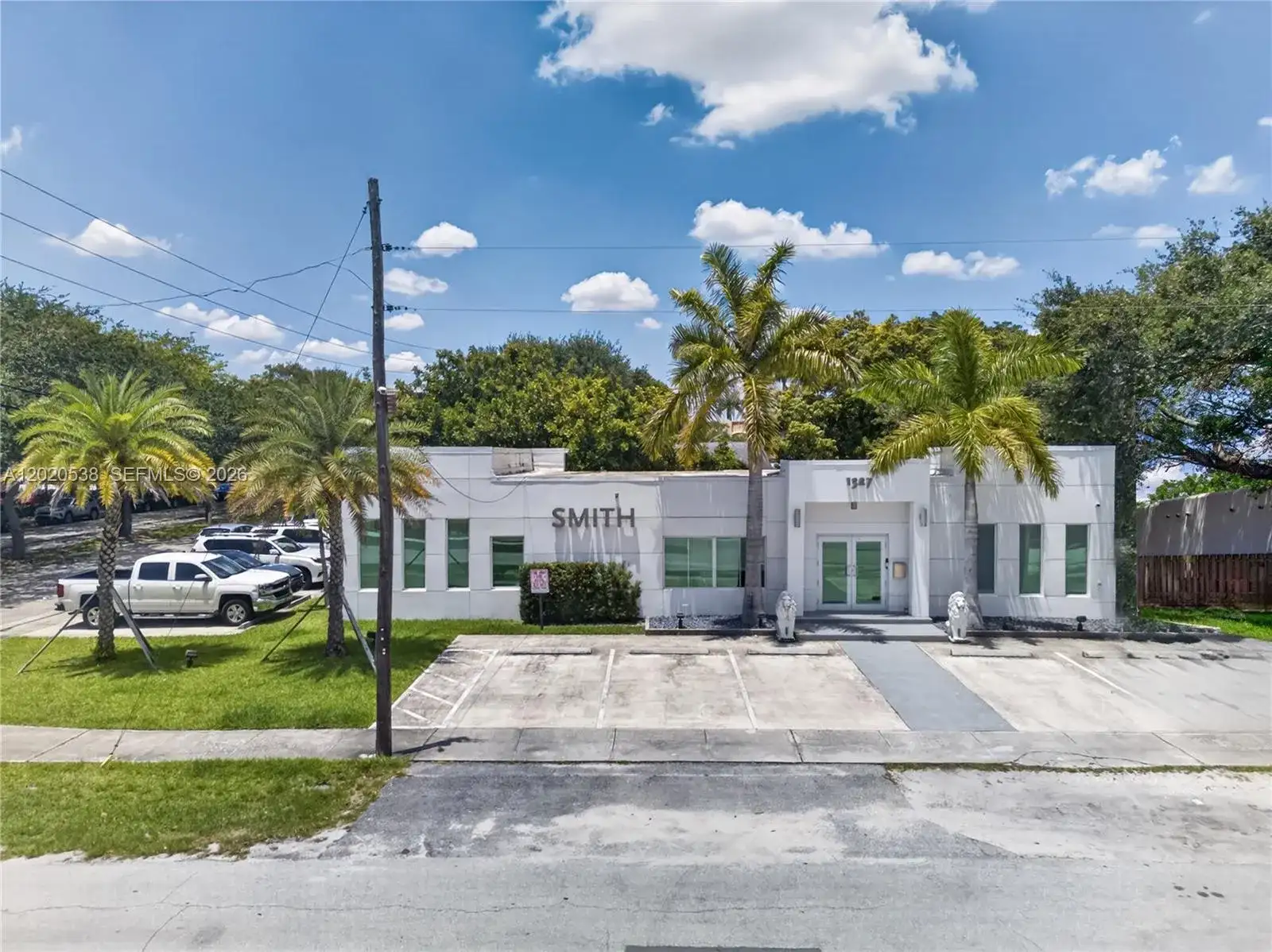 1327 SE 2nd Ave, Fort Lauderdale FL 33316 photo 3