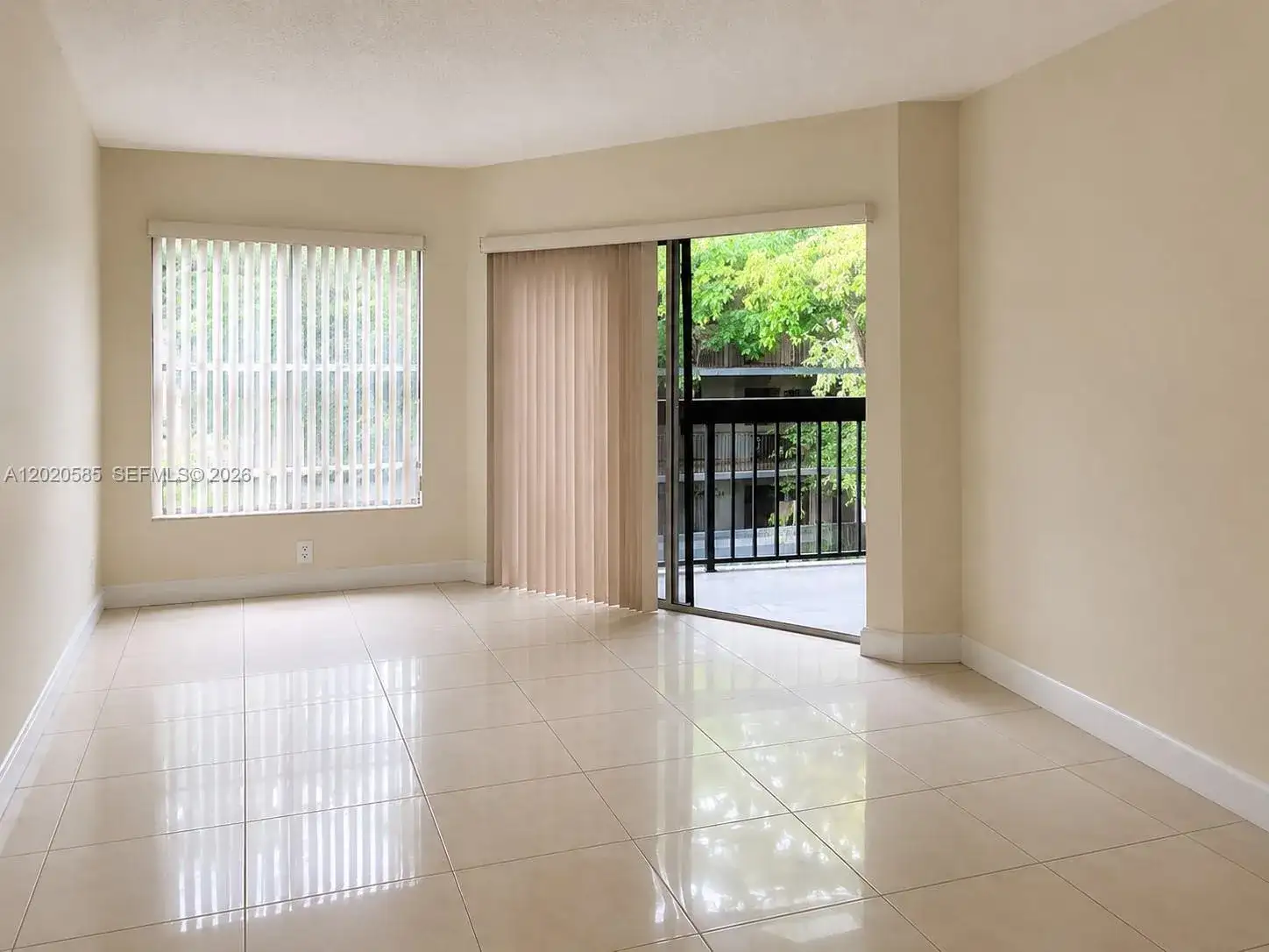 13255 SW 88 LN, Kendall FL 33186 photo 2
