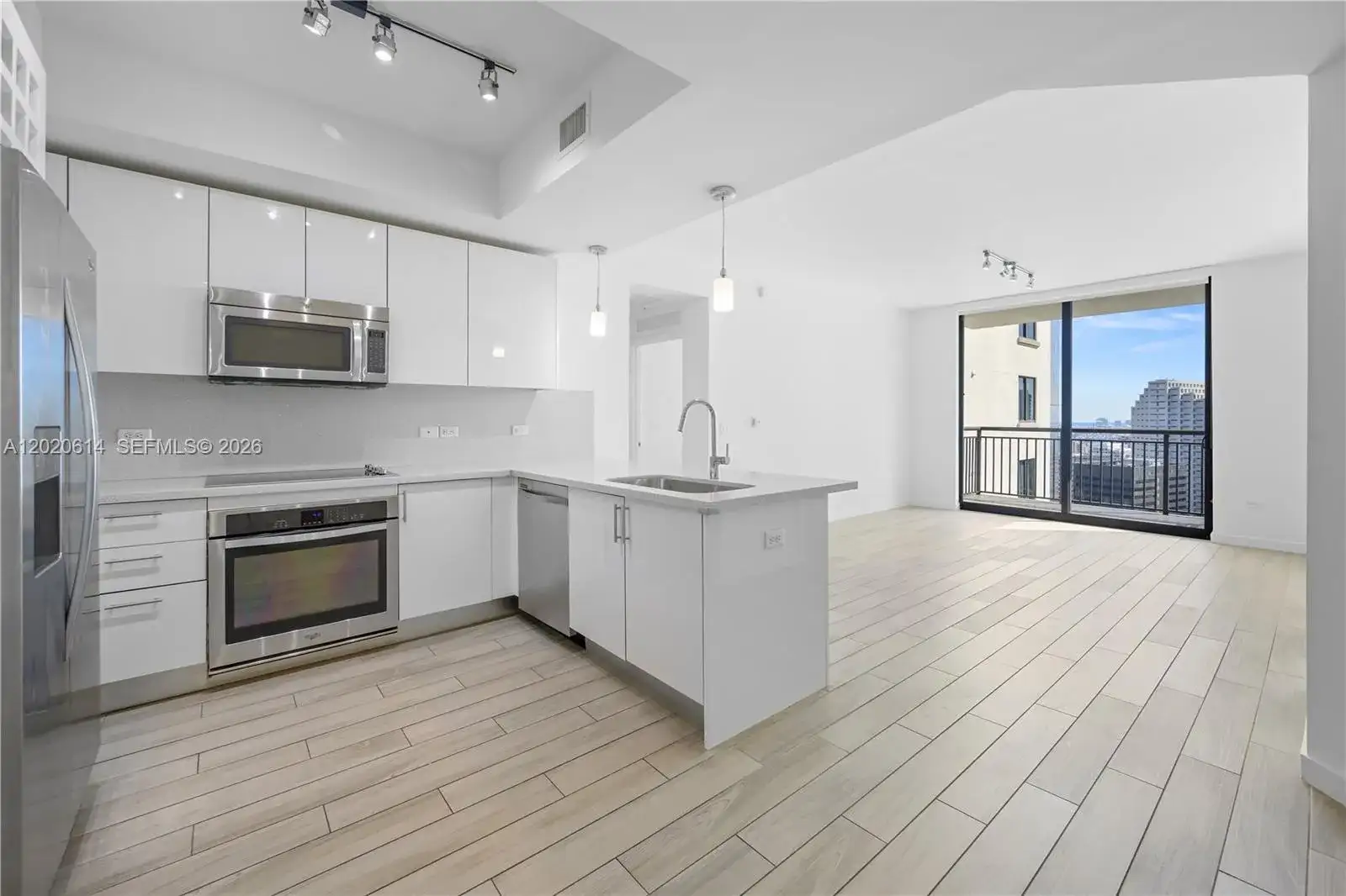 999 SW 1st Ave # 2911, Miami FL 33130 photo 4