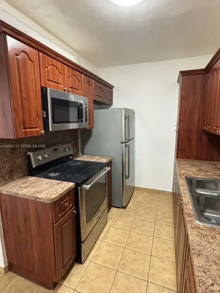 4035 SW 11th St, Miami FL 33134 photo 3