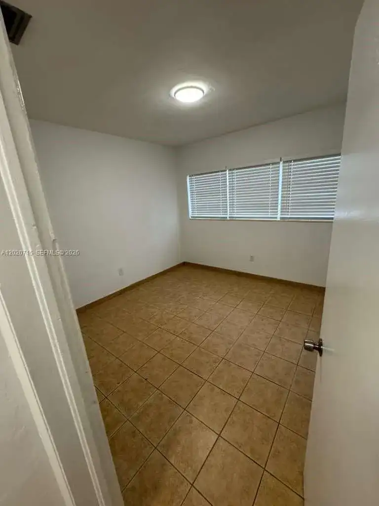 4035 SW 11th St, Miami FL 33134 photo 4