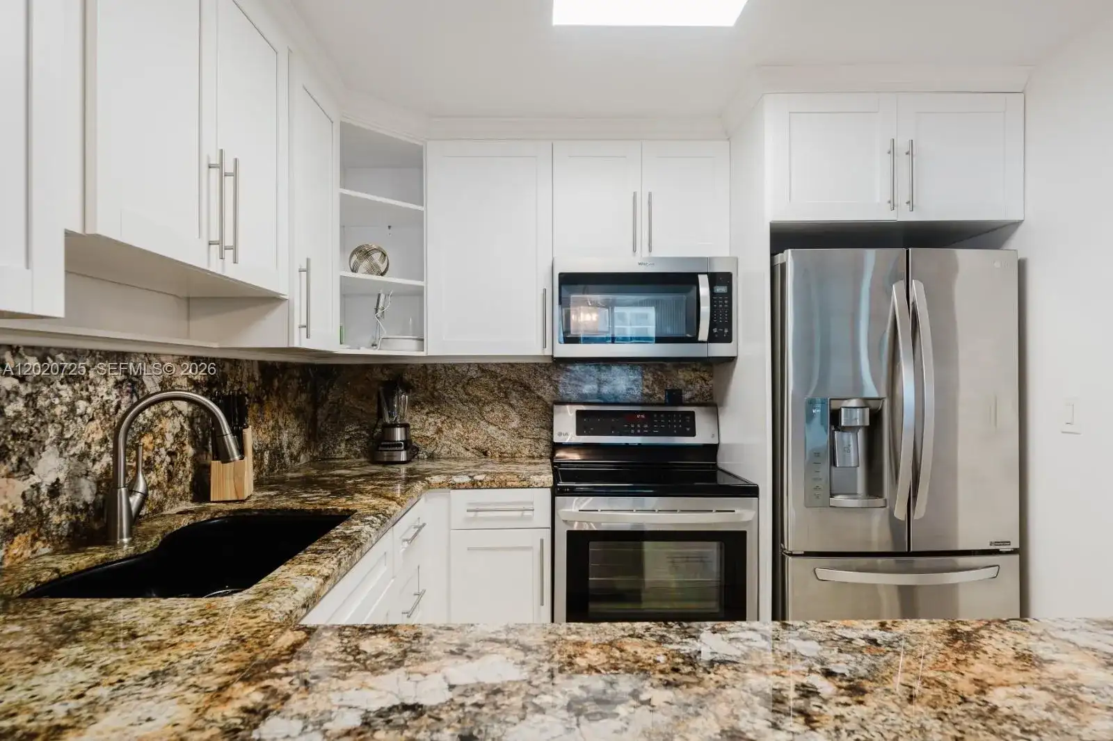 2301 Collins Ave # 804, Miami Beach FL 33139 photo 4