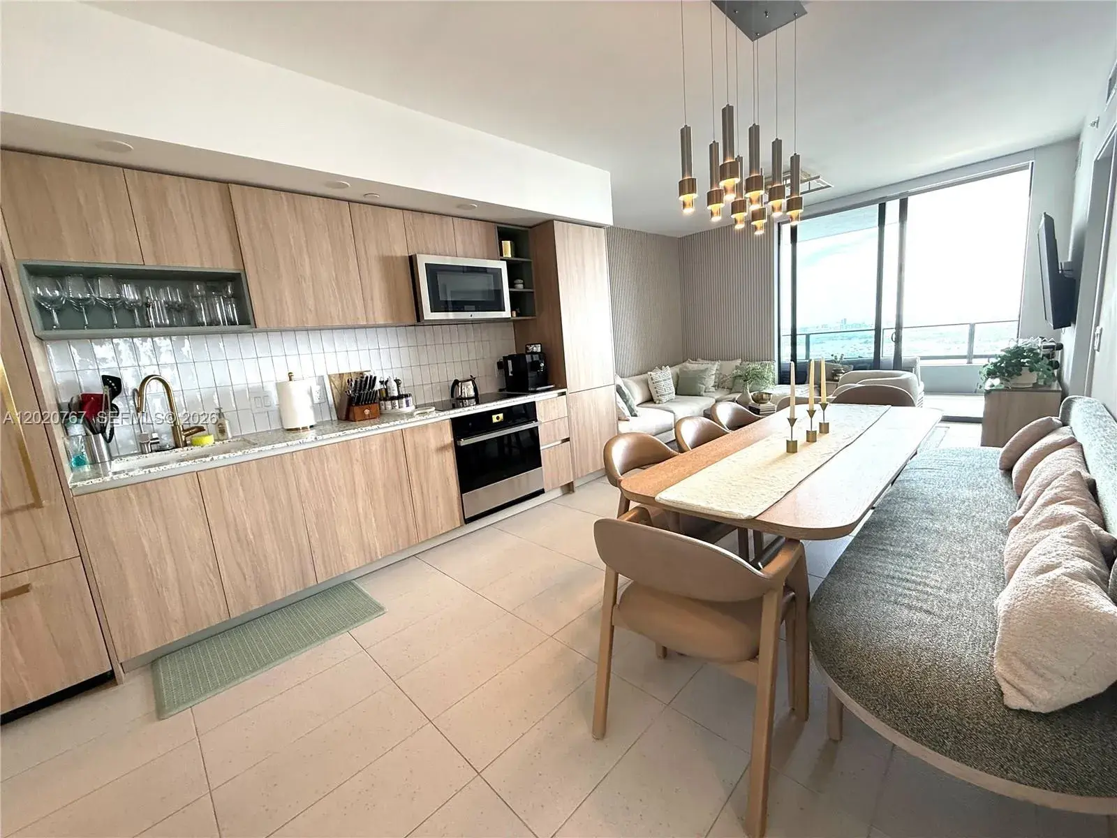 159 NE 6th St # 4016, Miami FL 33132