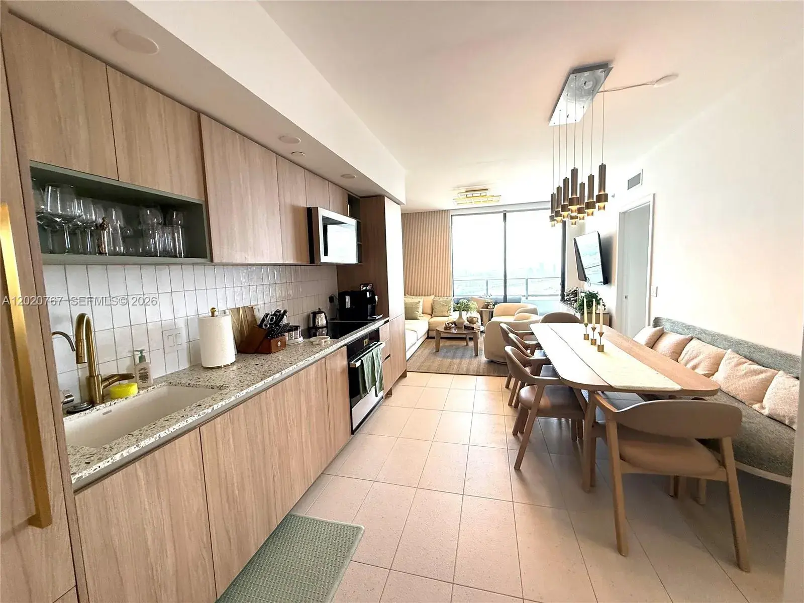 159 NE 6th St # 4016, Miami FL 33132
