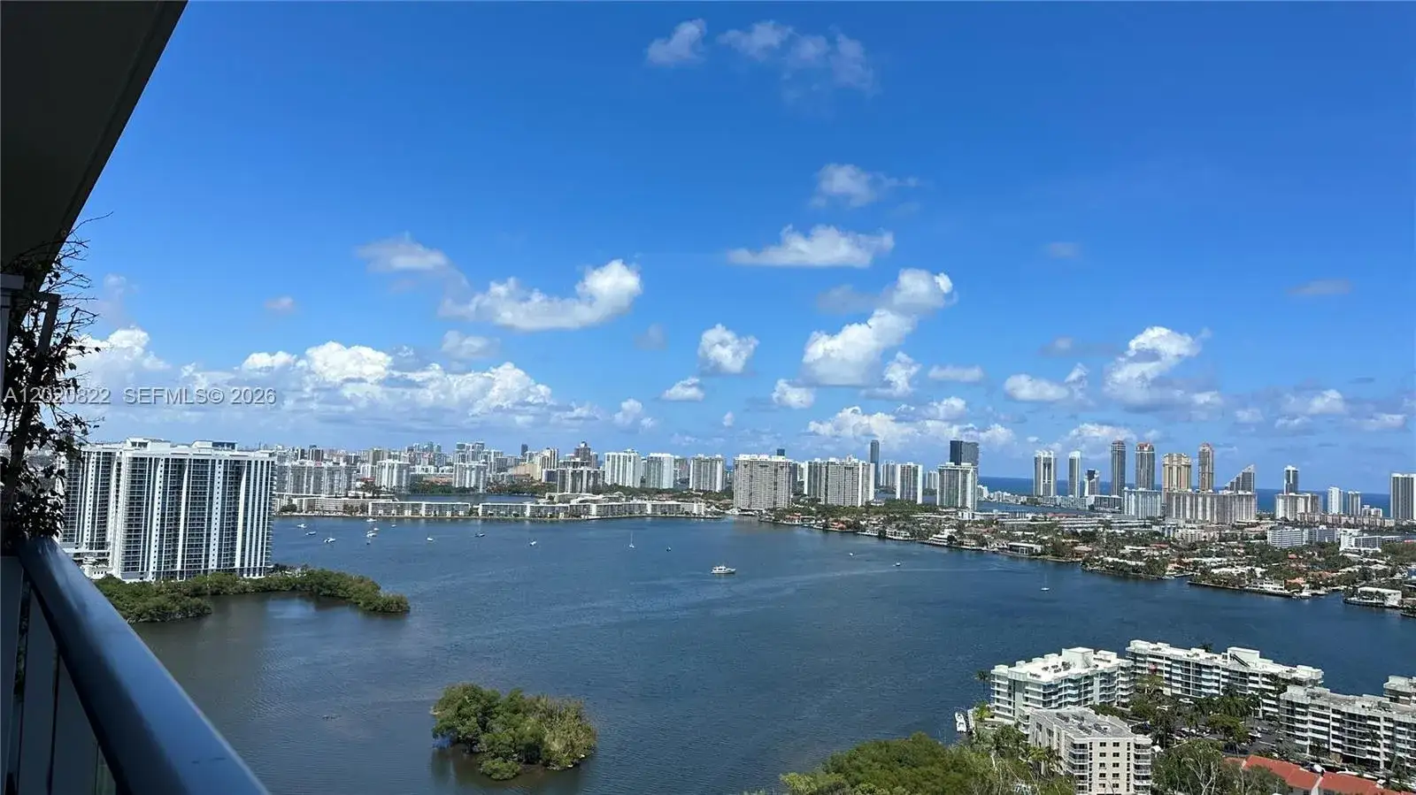 16385 Biscayne Blvd, North Miami Beach FL 33160