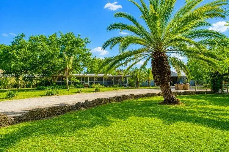 3880 Packinghouse Rd, Other City - In The State Of Florida FL 33920