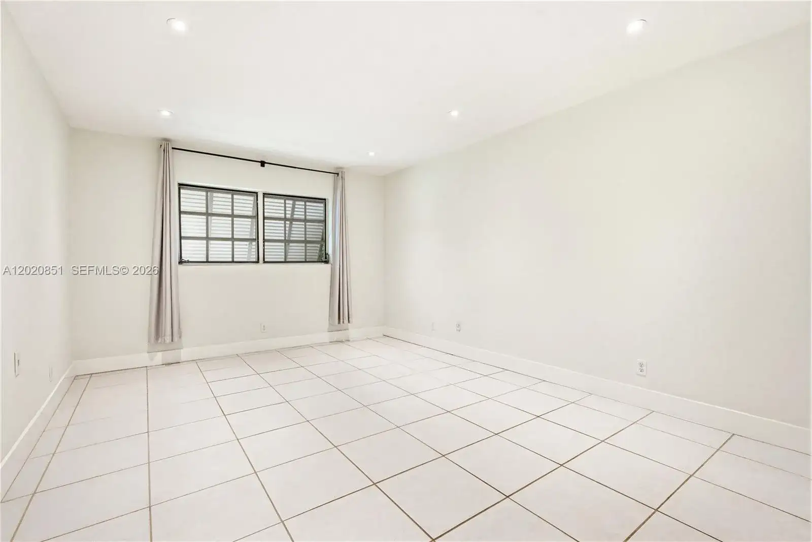 1200 Mariposa Ave # E104, Coral Gables FL 33146 photo 3