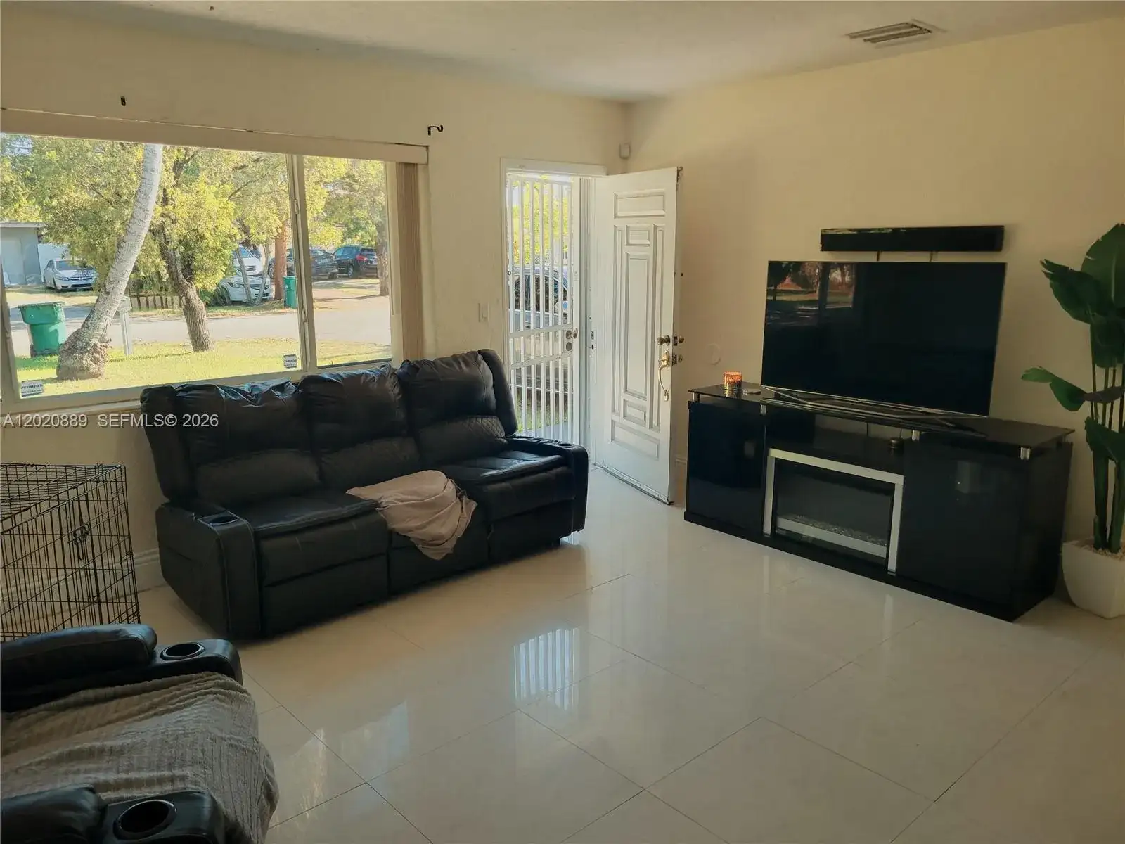 7901 Grand Canal Dr # 7903, Miami FL 33144 photo 3
