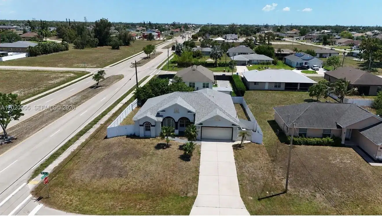 1602 SW 14th St, Cape Coral FL 33991 photo 2