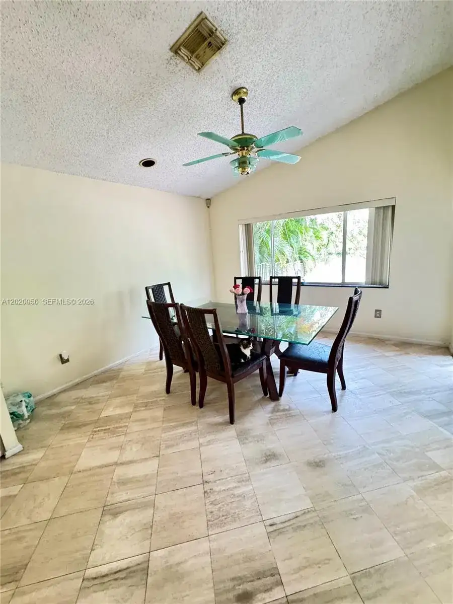 131 SW 178th Way, Pembroke Pines FL 33029 photo 5