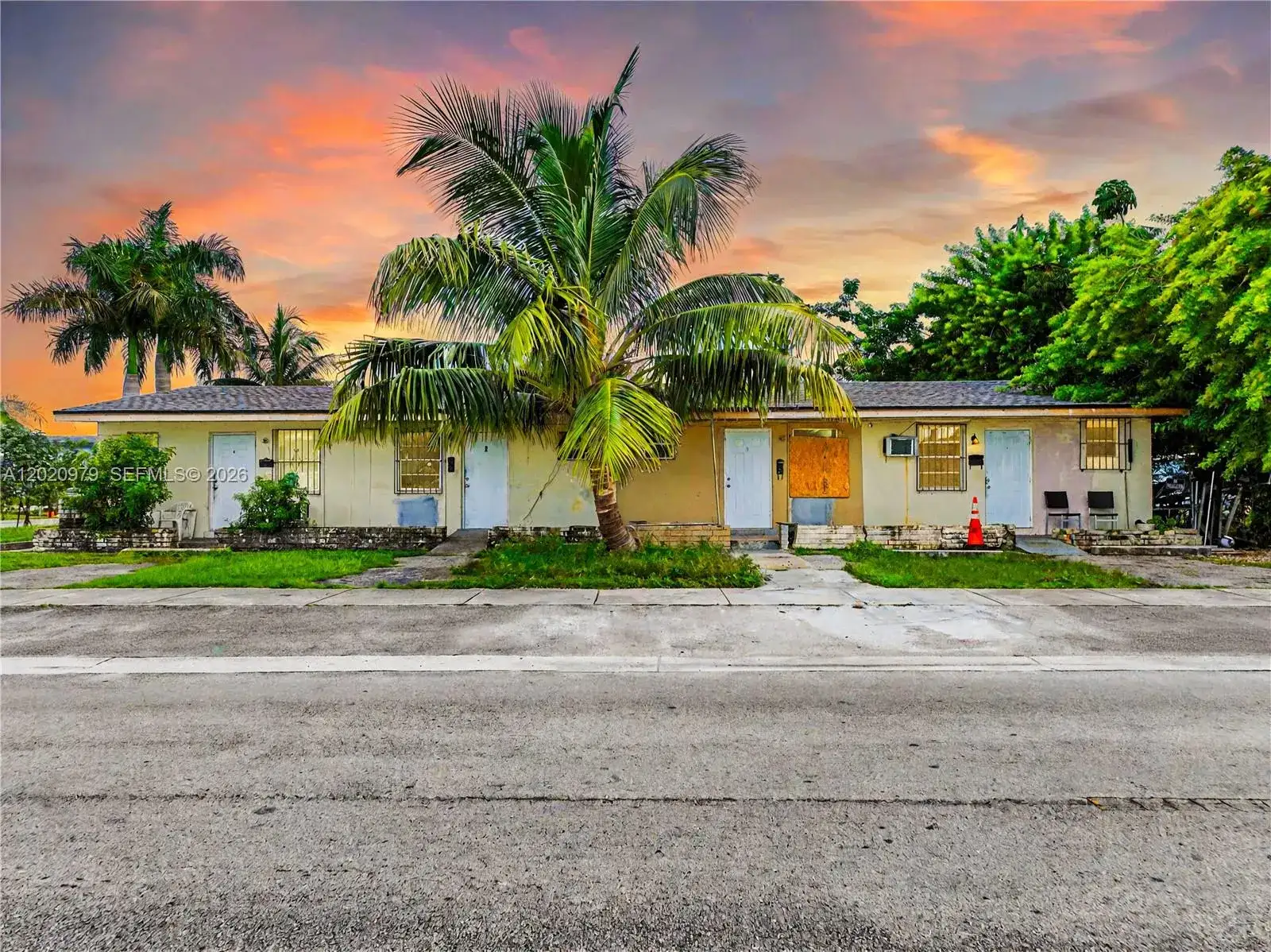 1478 NW 2nd Ave, Florida City FL 33034 photo 2