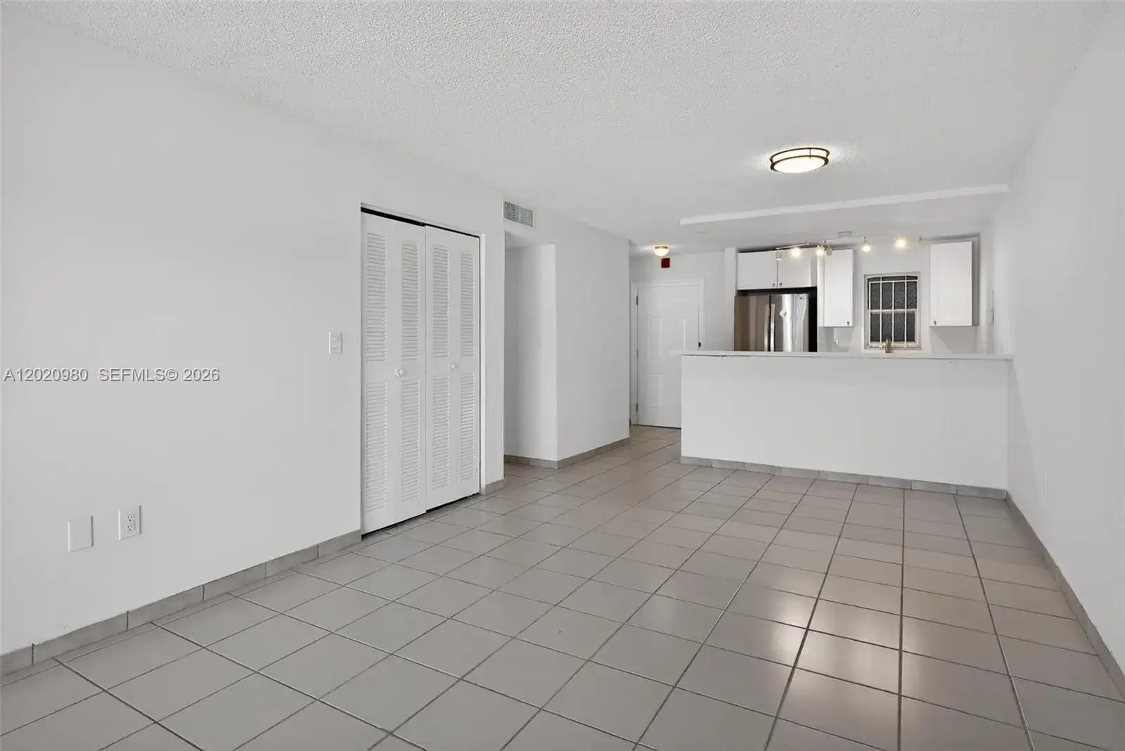 145 SW 30TH CT # B208, Miami FL 33135 photo 3