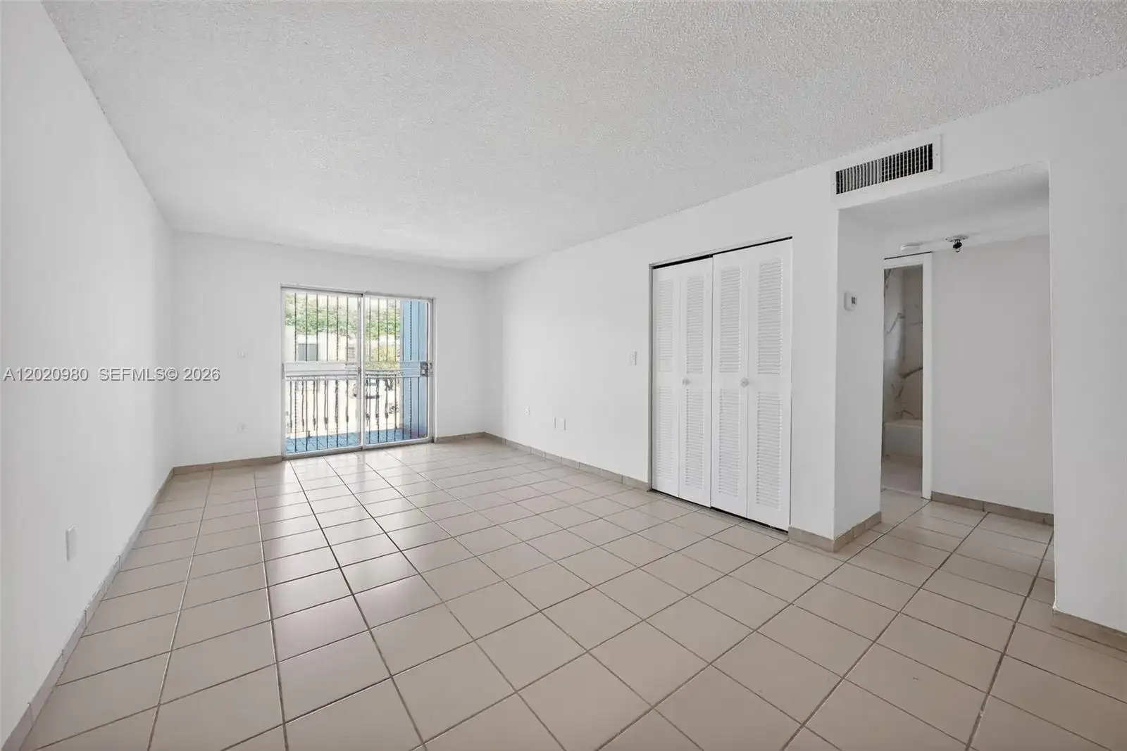 145 SW 30TH CT # B208, Miami FL 33135 photo 4